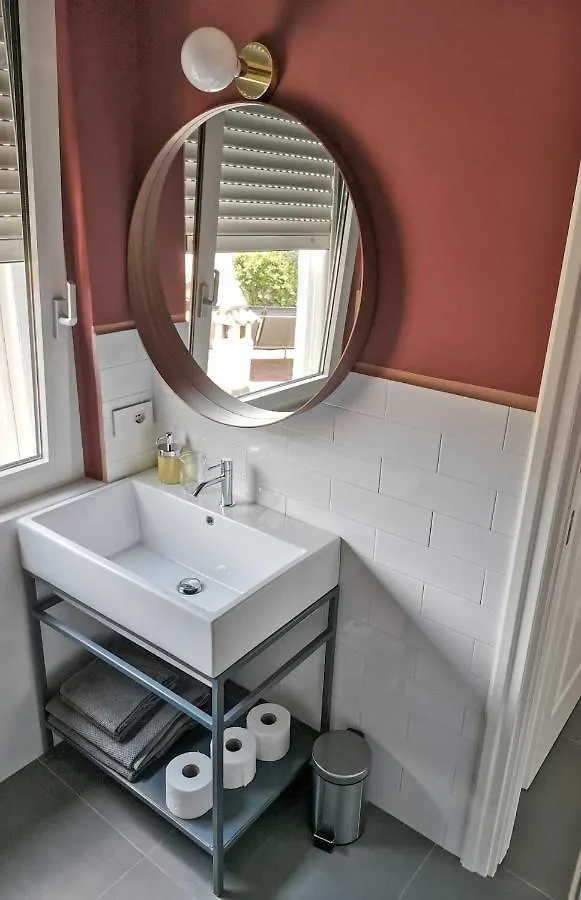 Casa Sebina - Your Design Home On The Lake - 3 Bathrooms 3 Bedrooms Desenzano del Garda 0*,  Italy
